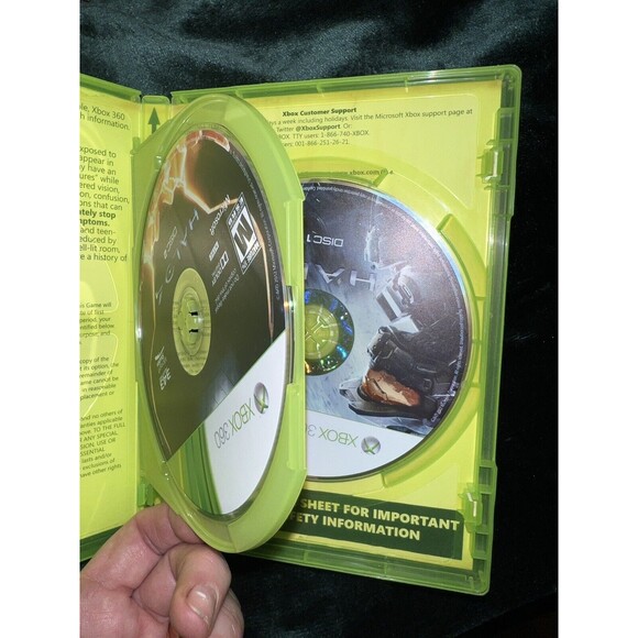 Halo 4 Xbox 360 Game No Manual - Picture 2 of 3